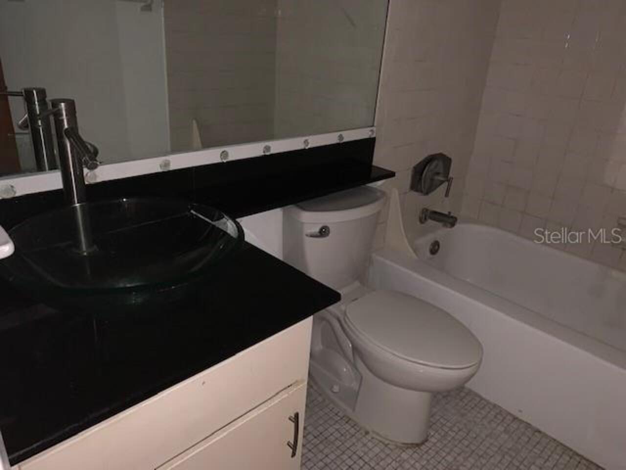 Listing Photo 9