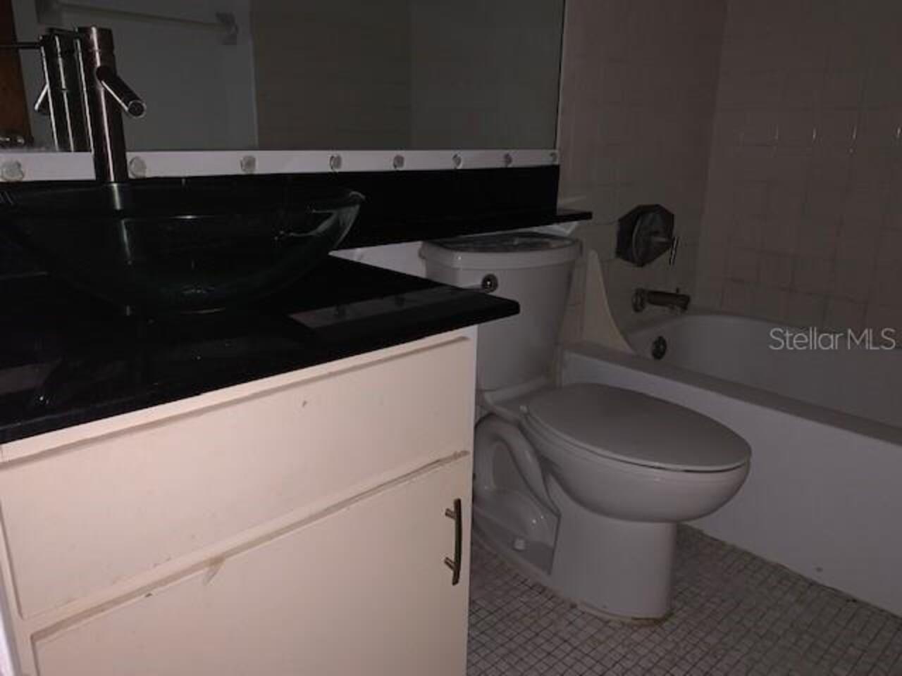 Listing Photo 10
