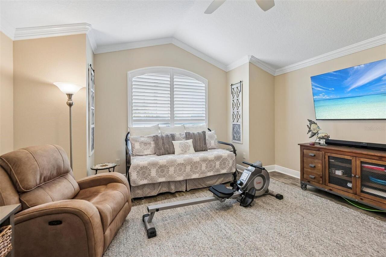 Listing Photo 33