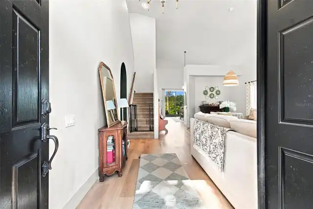 Listing Photo 10