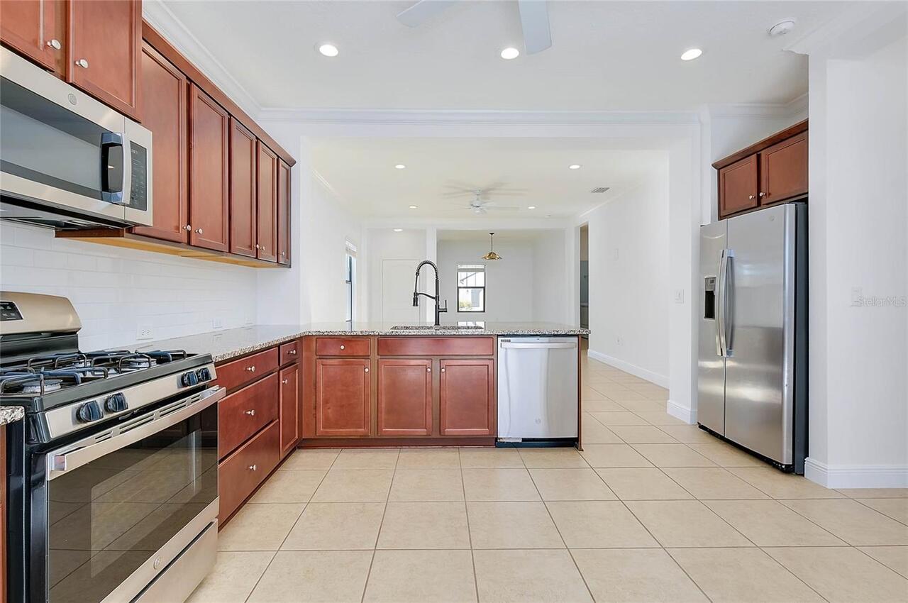 Listing Photo 17