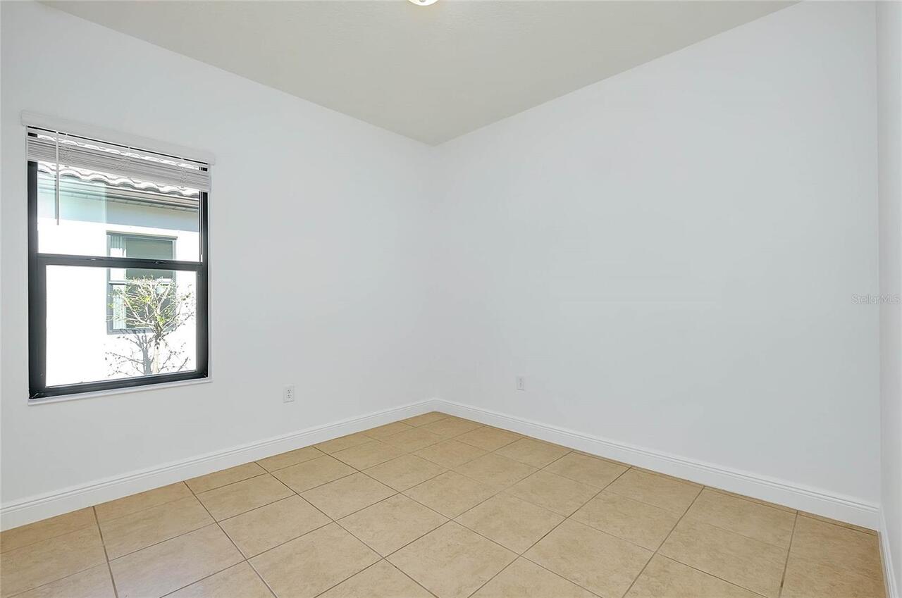 Listing Photo 33