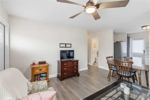 Listing Photo 7