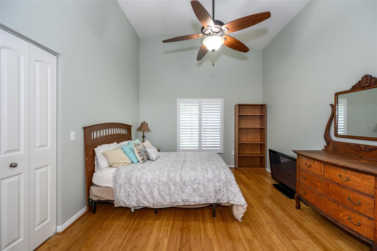 Listing Photo 33
