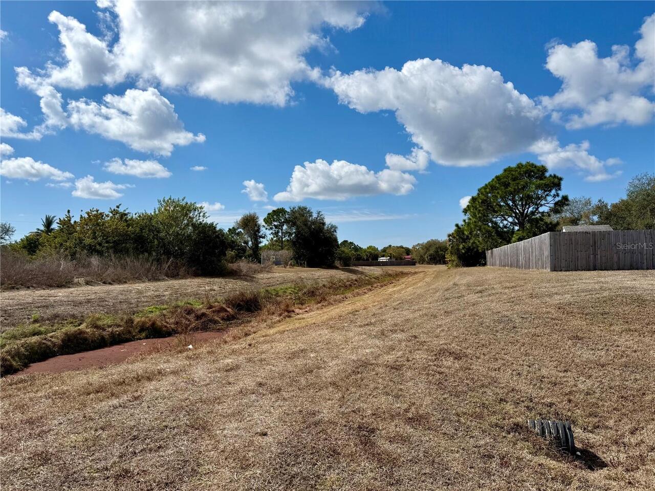 Listing Photo 8