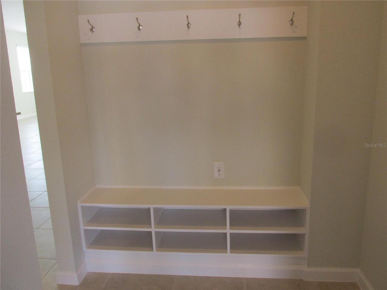 Listing Photo 8