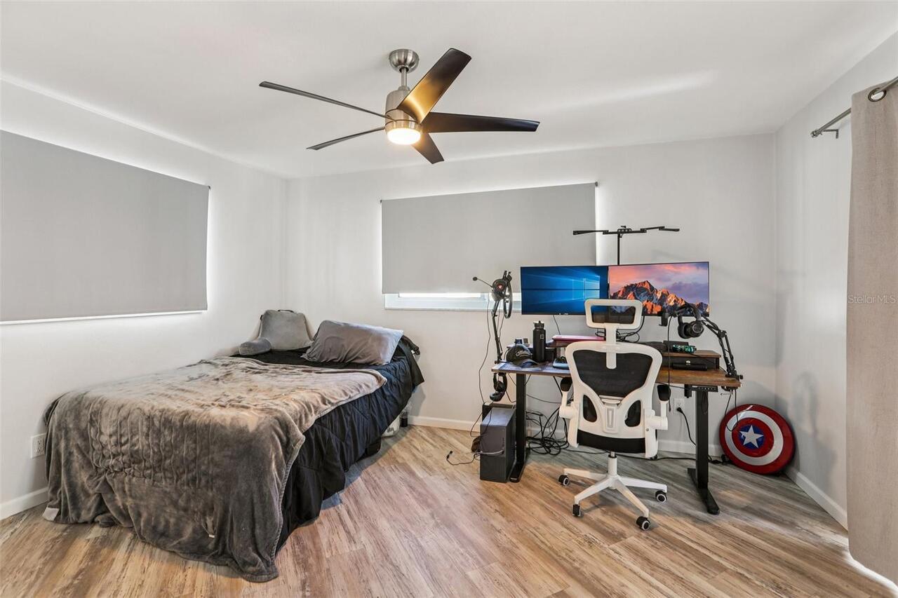 Listing Photo 10