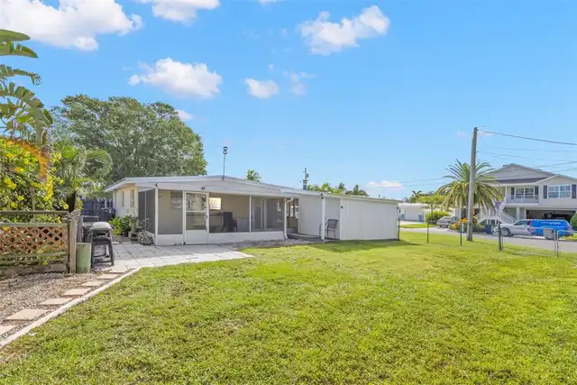 Listing Photo 18