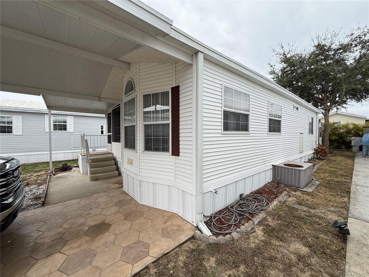 Listing Photo 5