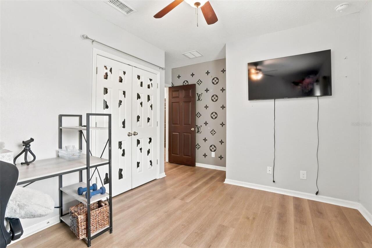Listing Photo 28