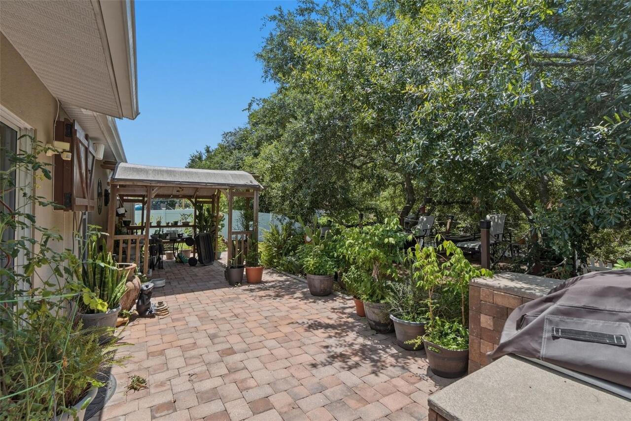 Listing Photo 32