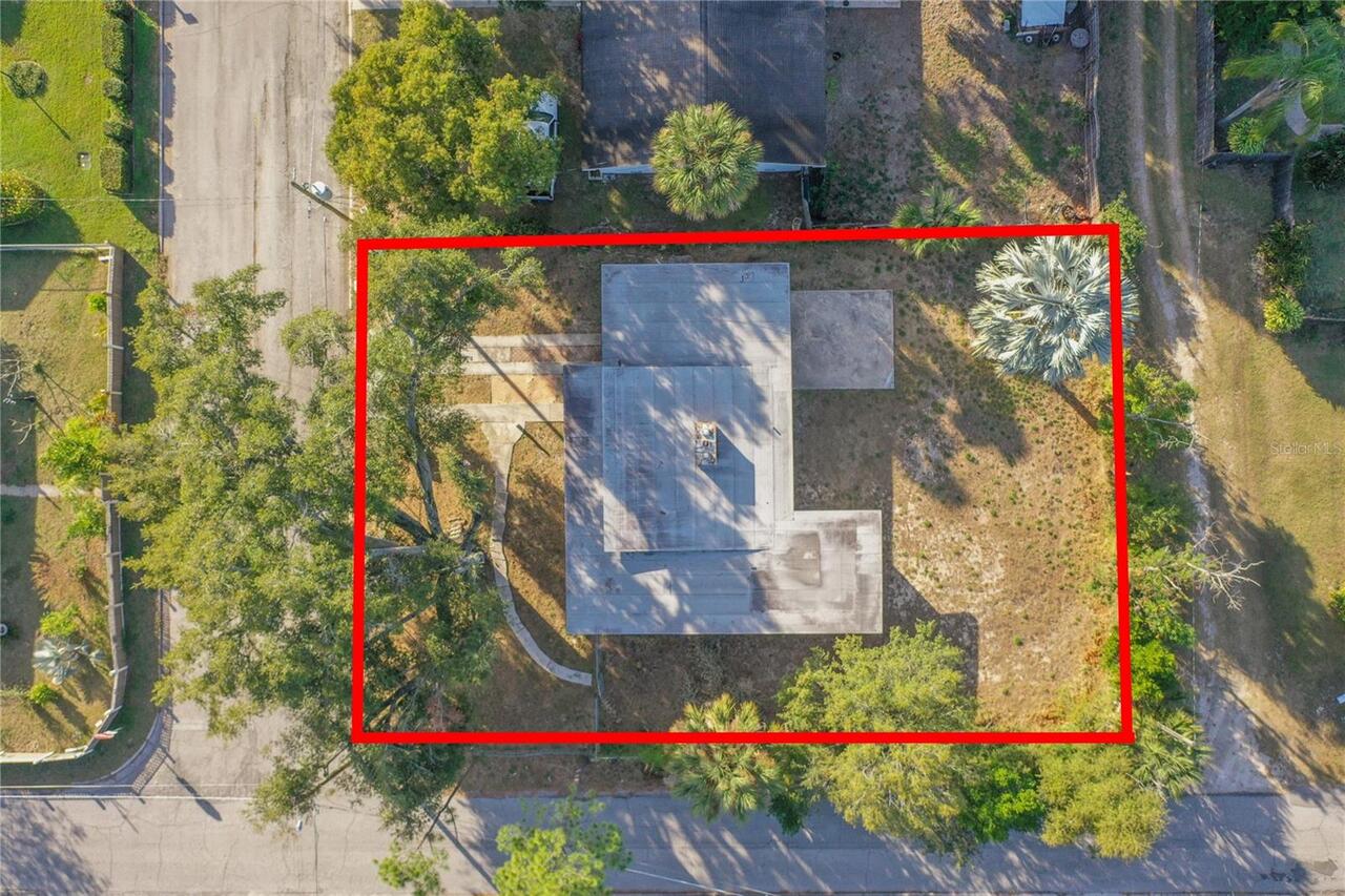 Listing Photo 12
