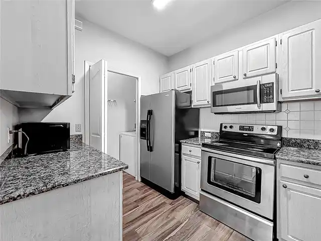 Listing Photo 19
