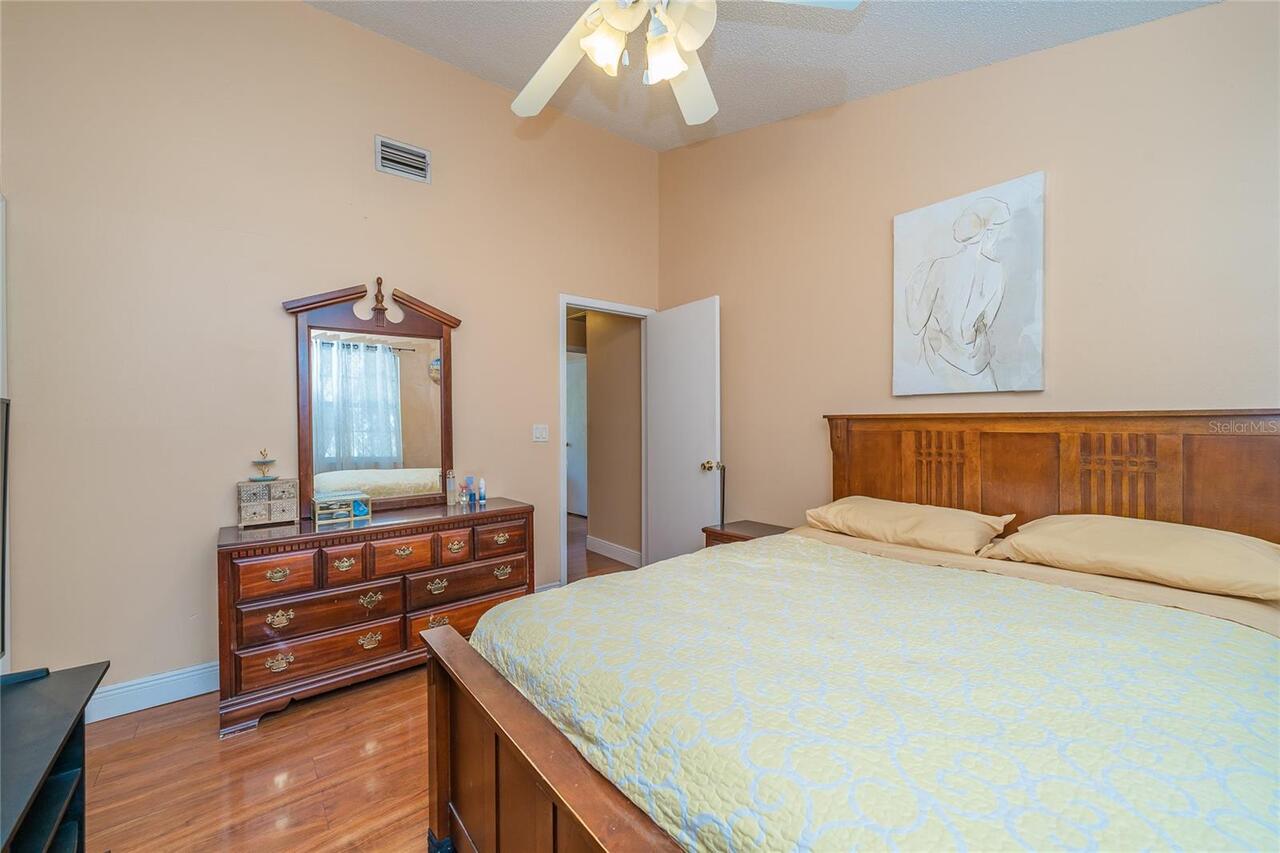 Listing Photo 28