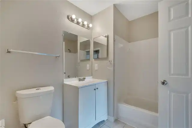 Listing Photo 15