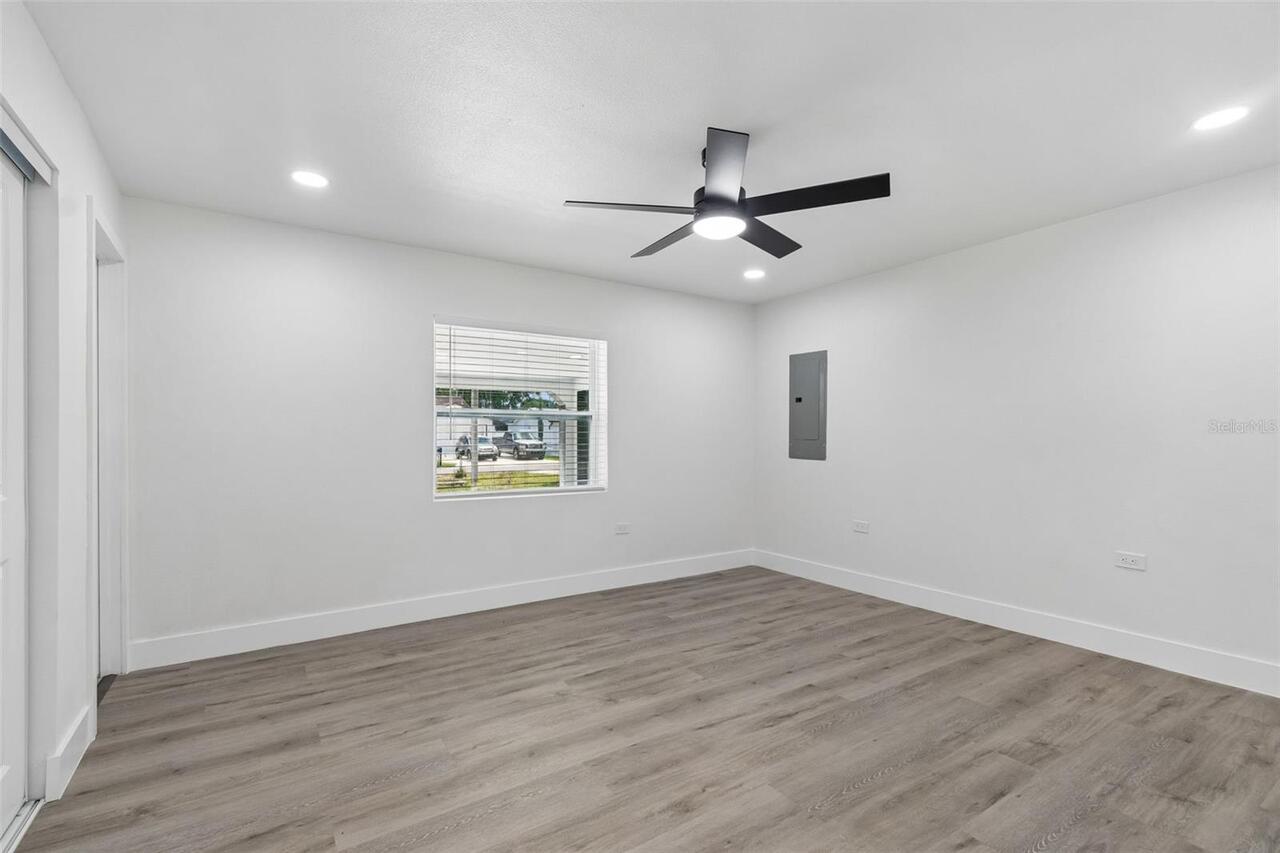 Listing Photo 43