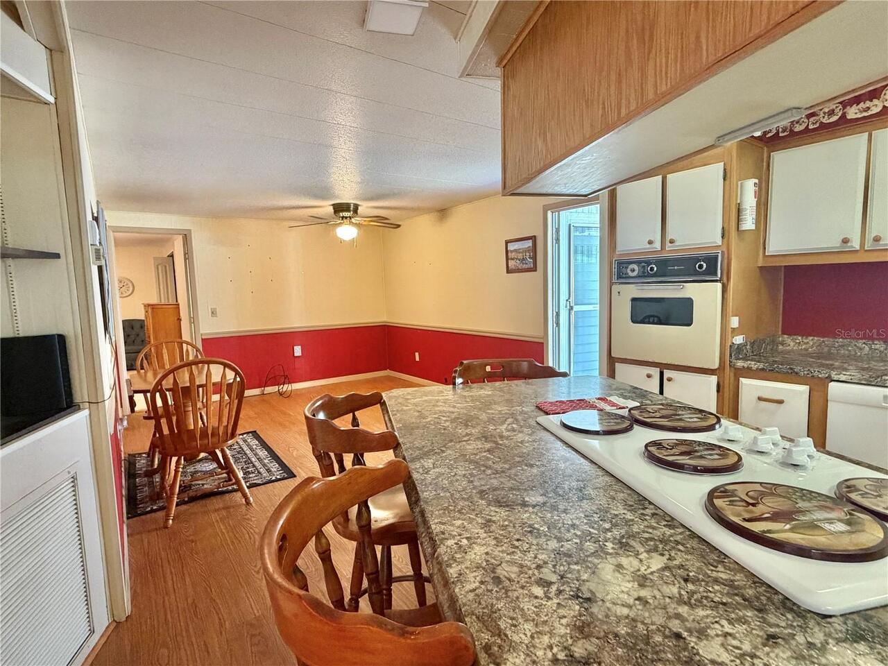 Listing Photo 17