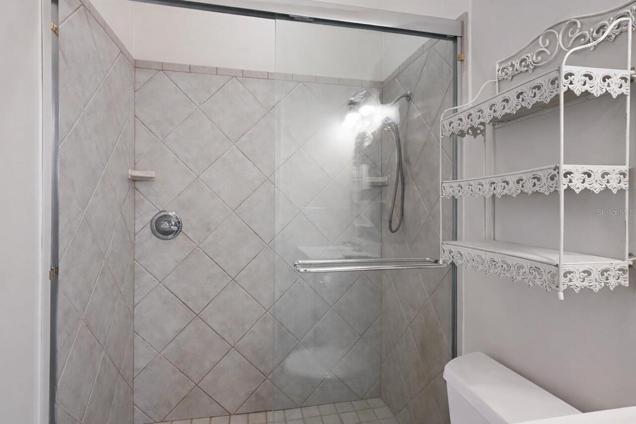 Listing Photo 33