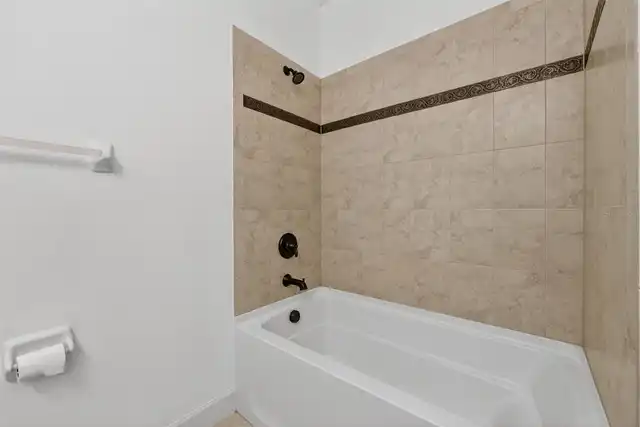 Listing Photo 22