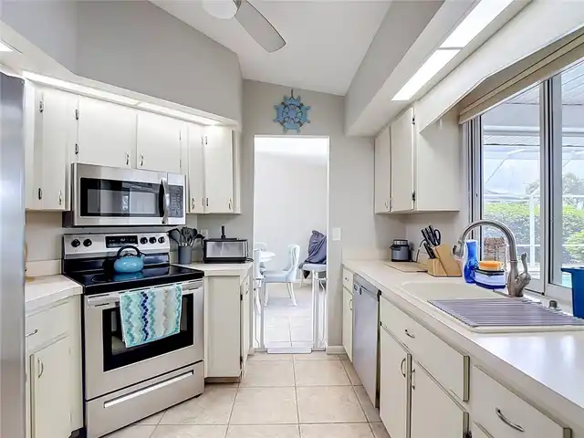 Listing Photo 18