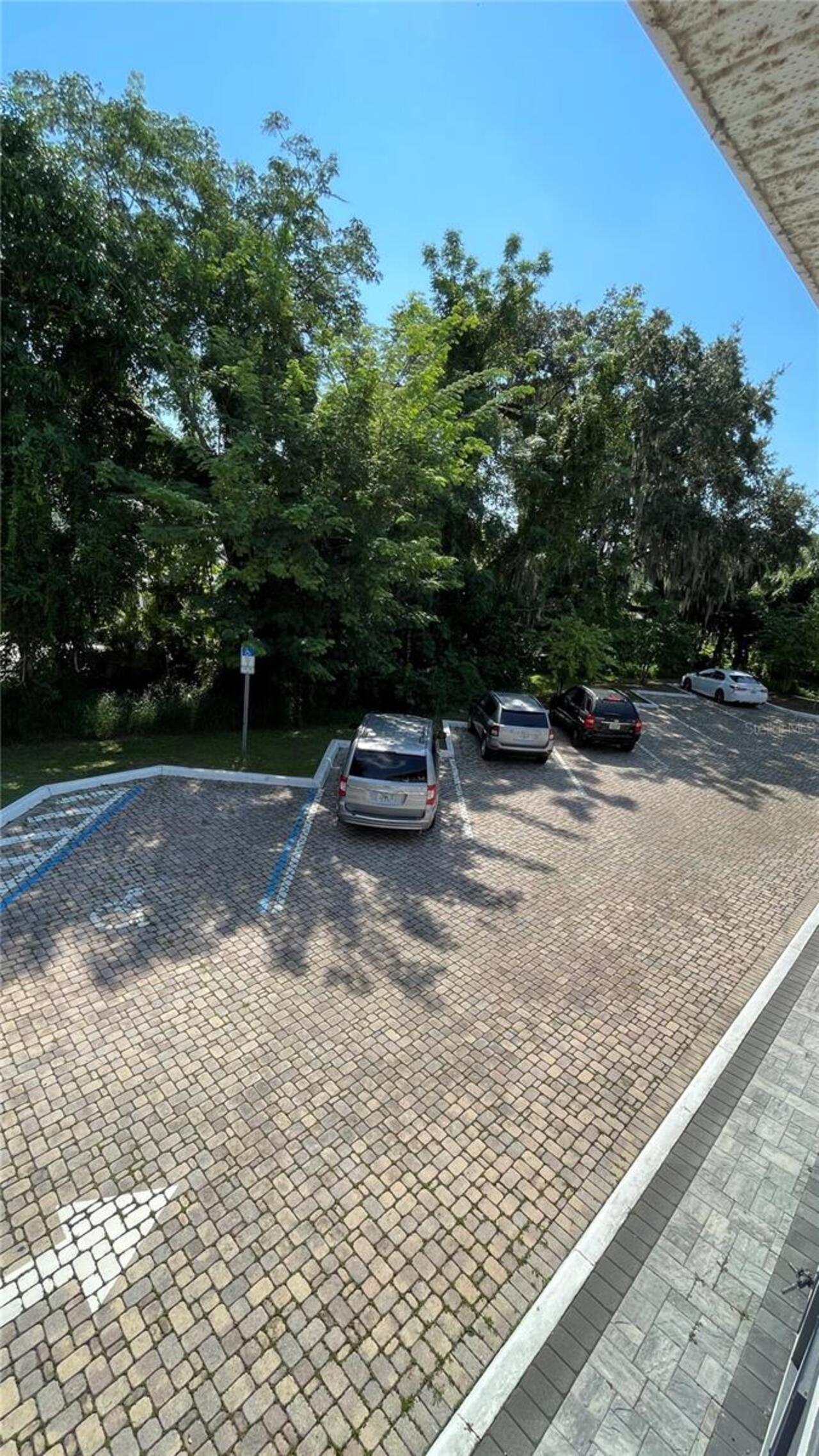 Listing Photo 15