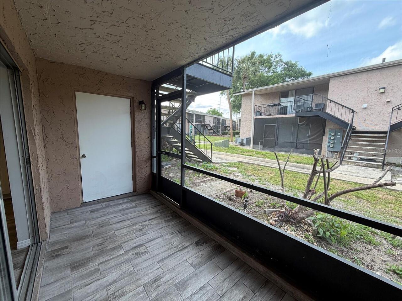 Listing Photo 14
