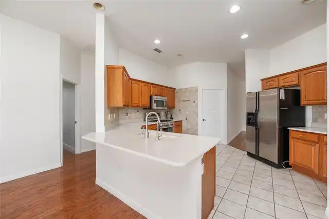 Listing Photo 19