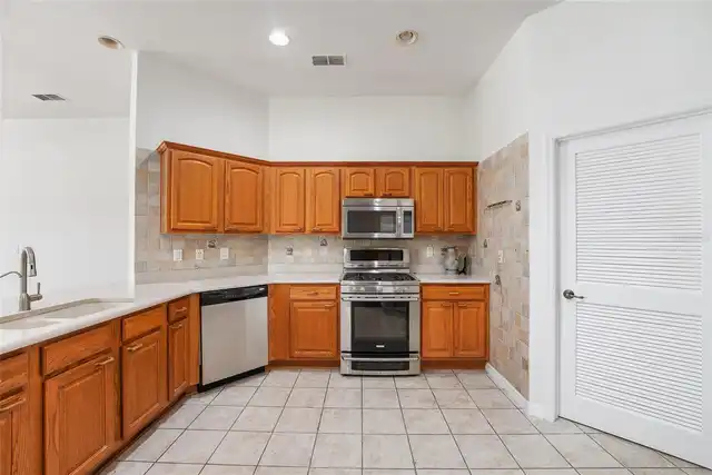 Listing Photo 21