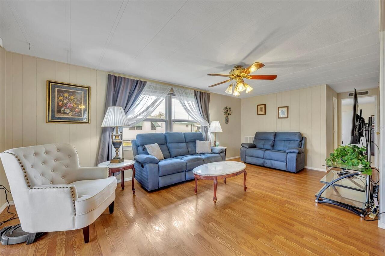 Listing Photo 7