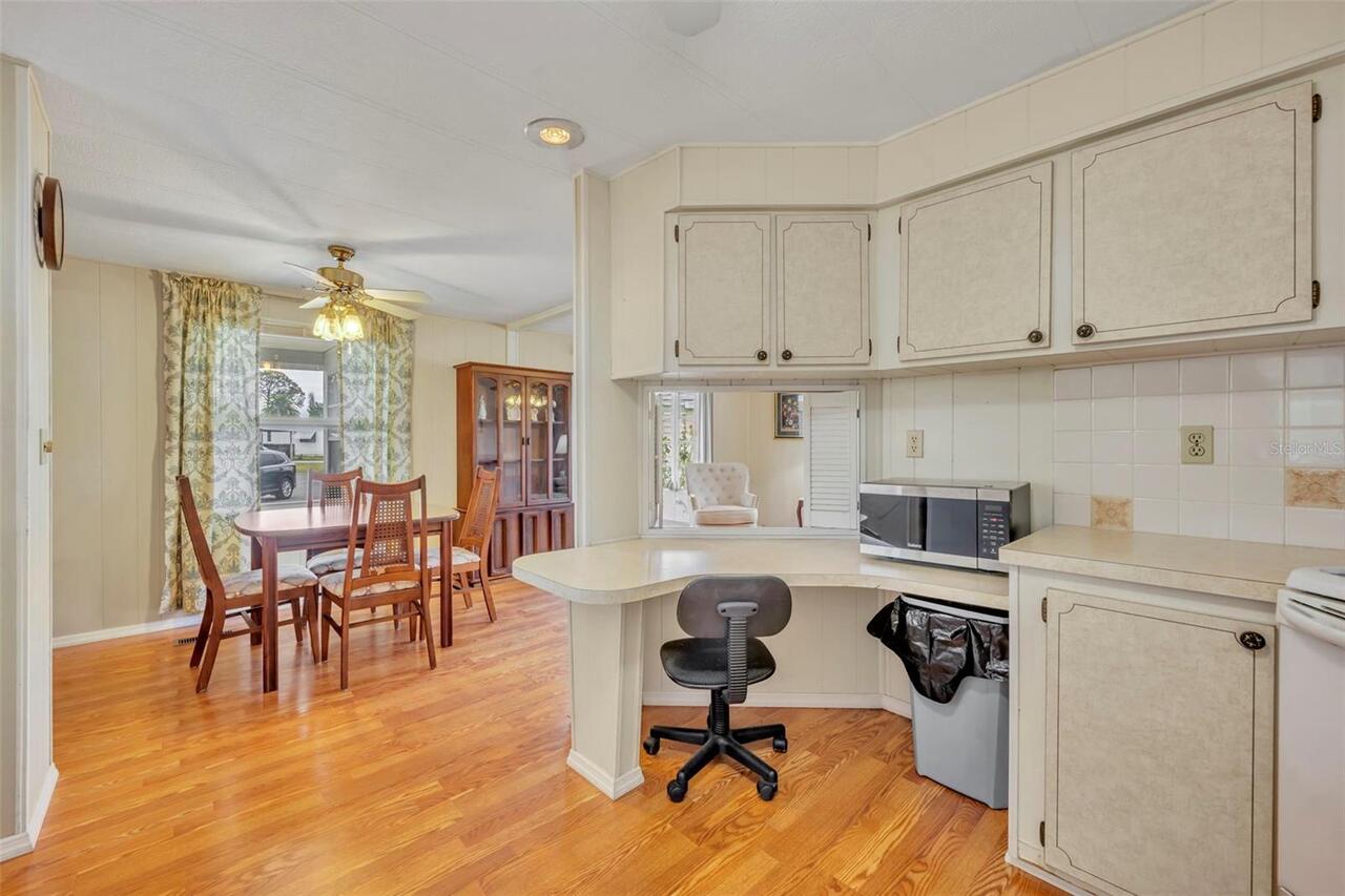 Listing Photo 14