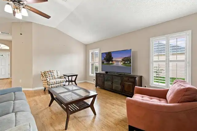 Listing Photo 13