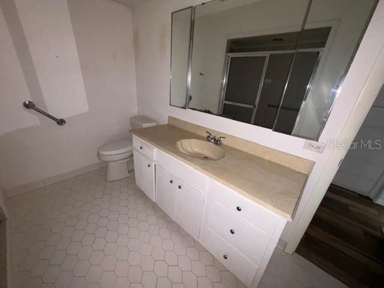 Listing Photo 7