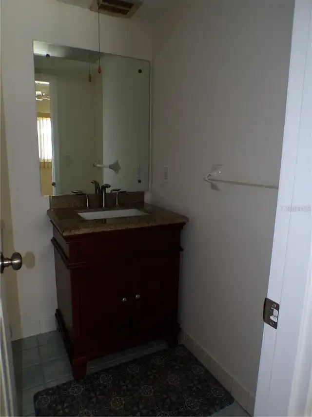 Listing Photo 14