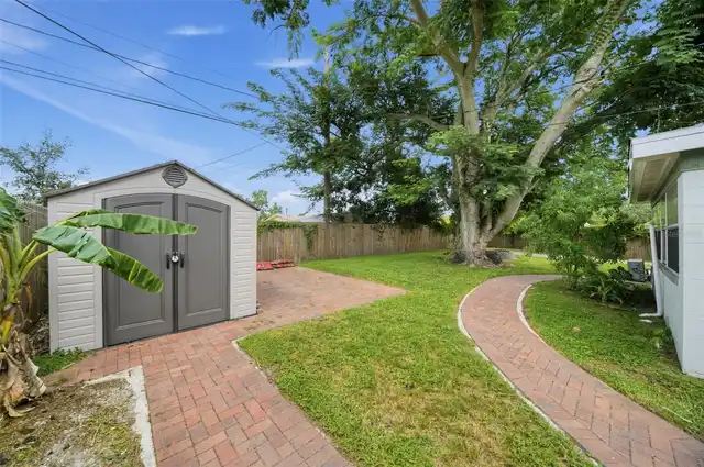 Listing Photo 25