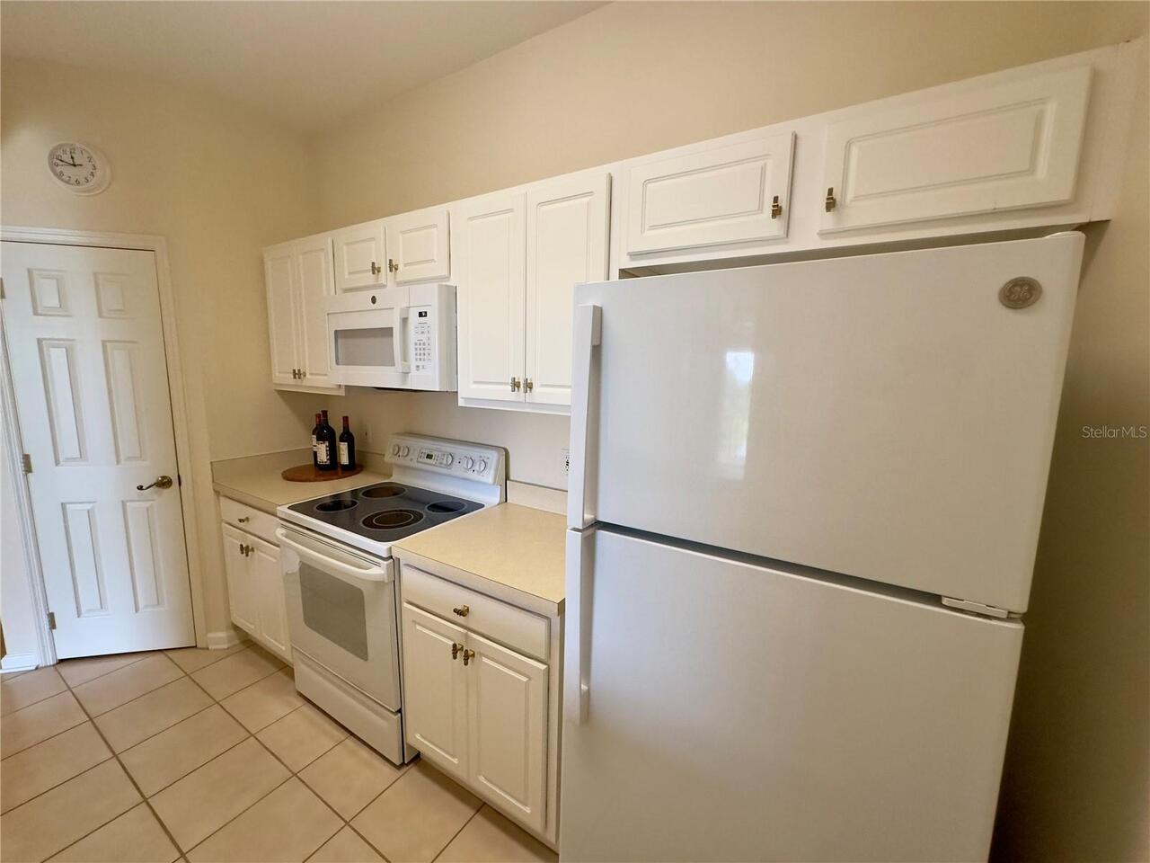 Listing Photo 10