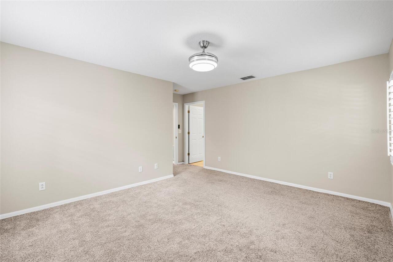 Listing Photo 33