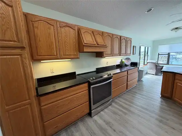Listing Photo 35