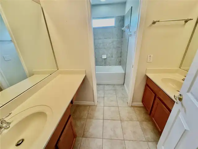 Listing Photo 7