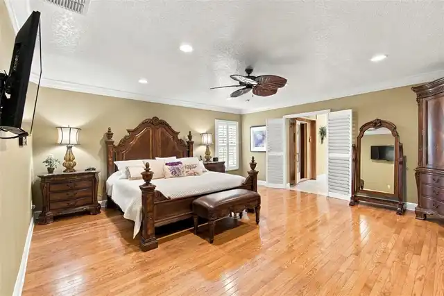 Listing Photo 20