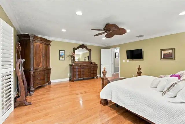 Listing Photo 21