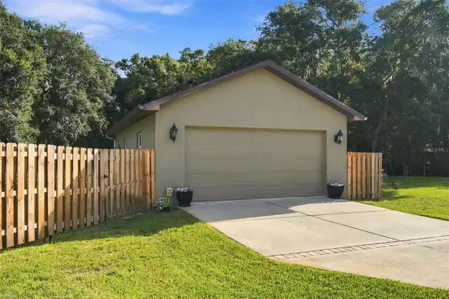 Listing Photo 38