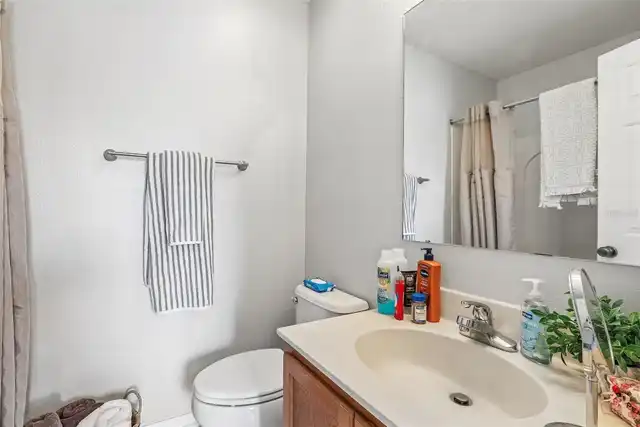 Listing Photo 12