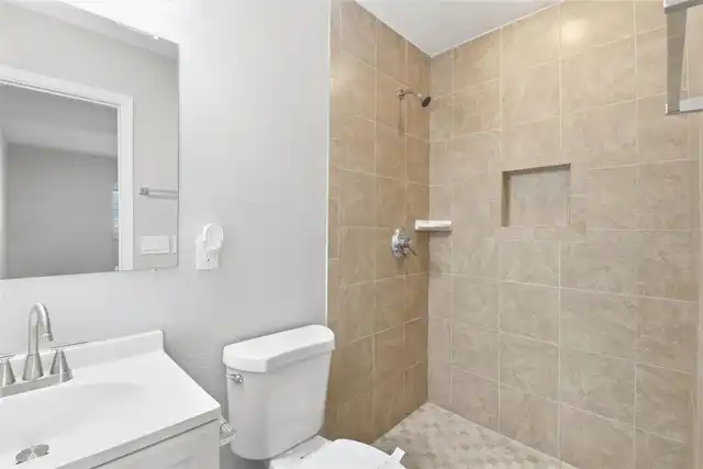 Listing Photo 42