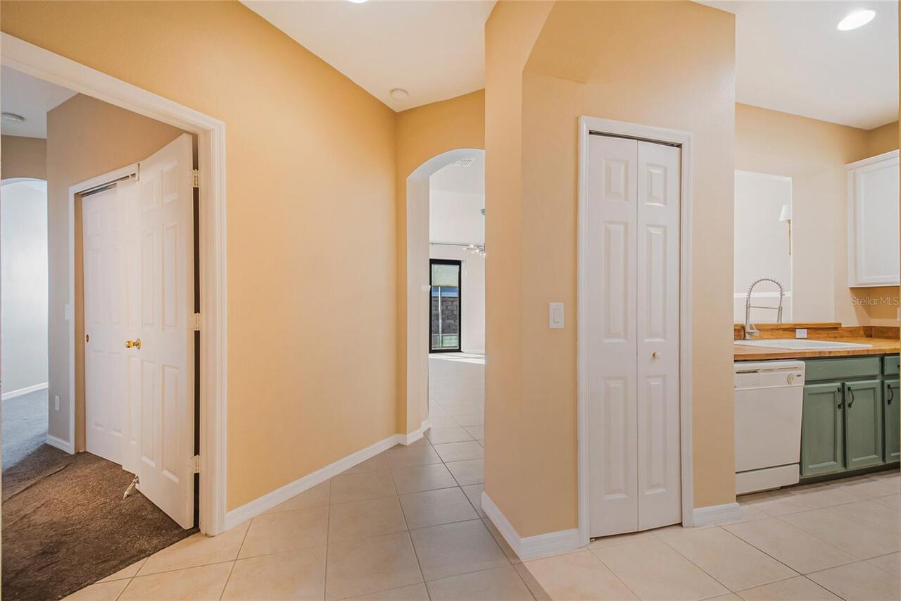 Listing Photo 11