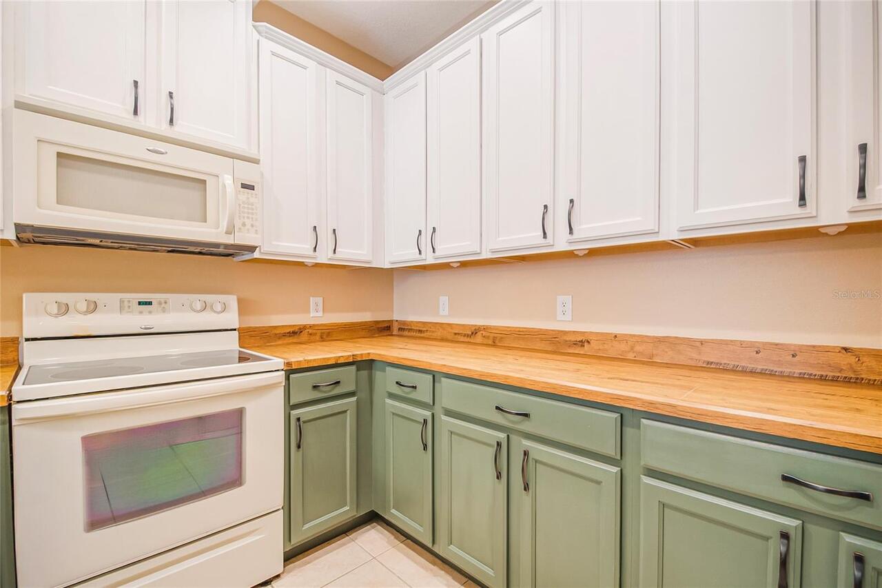 Listing Photo 16