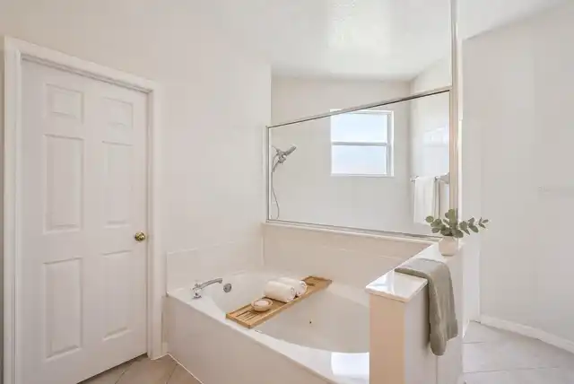 Listing Photo 9