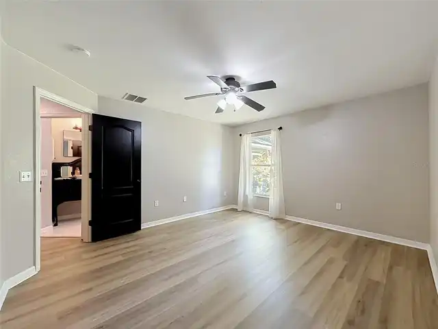 Listing Photo 41