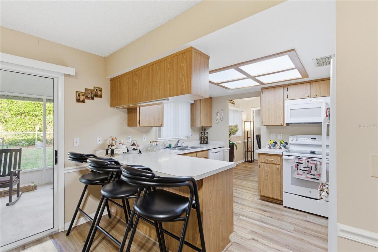 Listing Photo 17