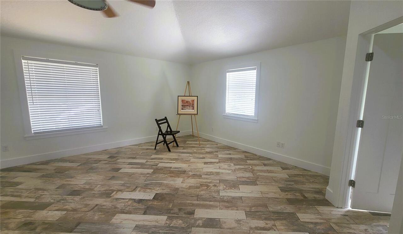 Listing Photo 20