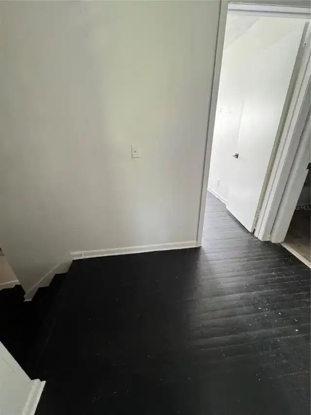 Listing Photo 14